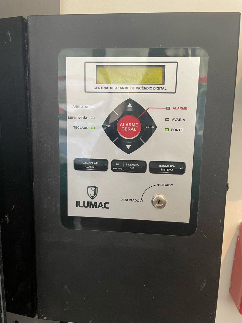 Instalação de sistema de alarme de incendio